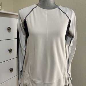 Lululemon Pullover